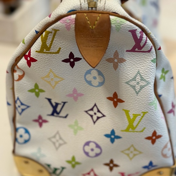 Authentic Louis Vuitton bag 💕 - Picture 14 of 16